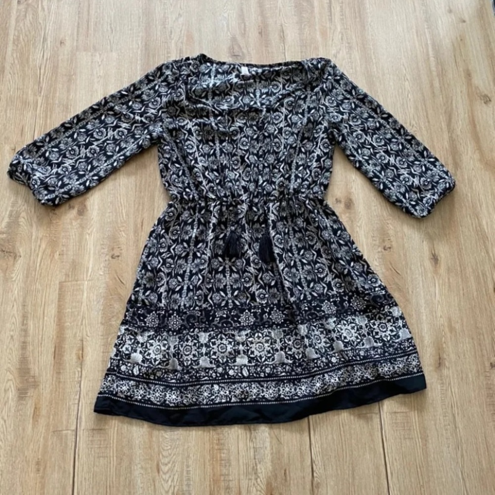Long sleeve beach / swimsuit coverup